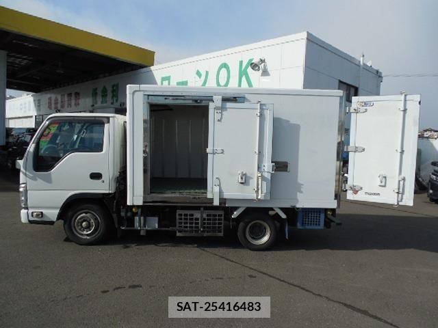 Mazda TITAN 2018-08 8369433-6