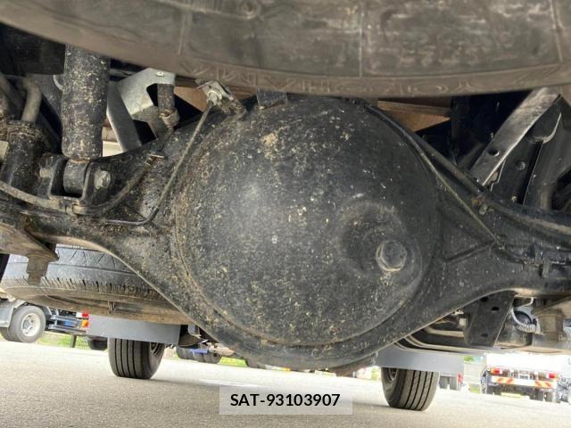 Mazda TITAN 2020-01 8415482-11