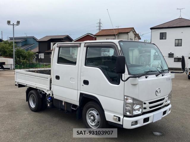 Mazda TITAN 2020-01 8415482-1