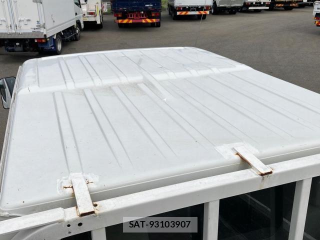 Mazda TITAN 2020-01 8415482-19