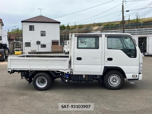 Mazda TITAN 2020-01 8415482-5