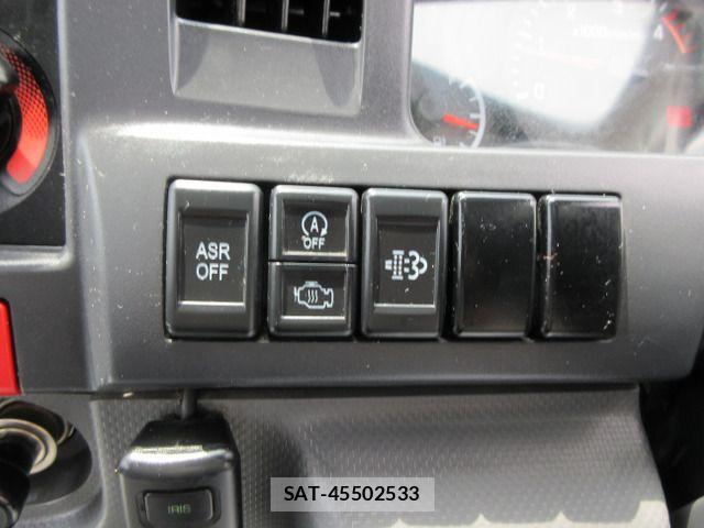 Mazda TITAN 2015-12 8438988-15