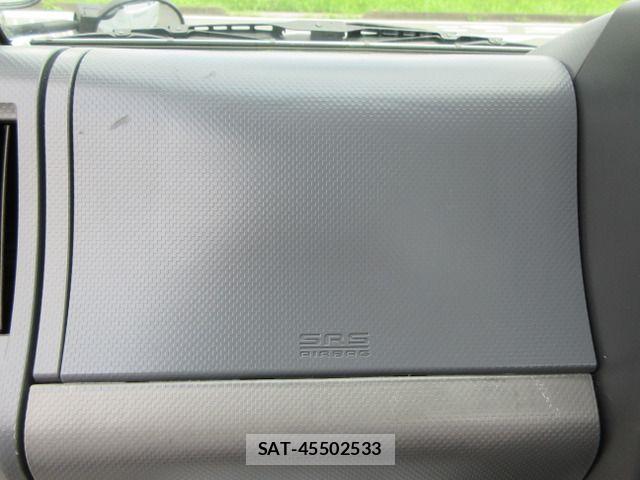 Mazda TITAN 2015-12 8438988-17
