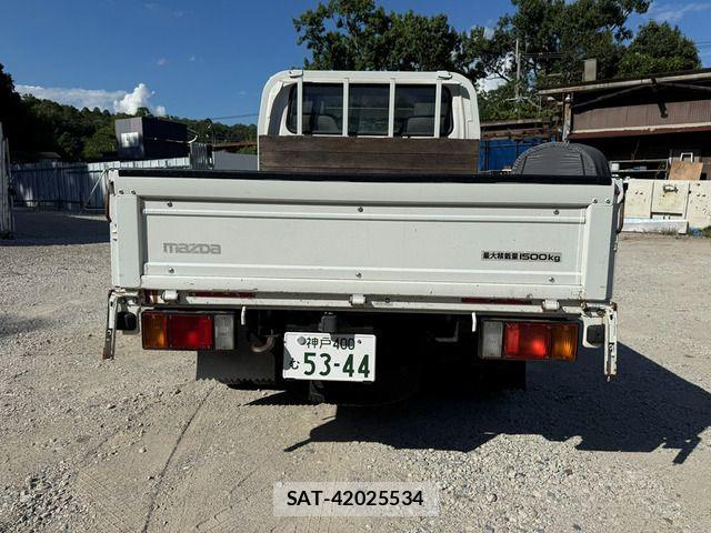 Mazda TITAN 2013-02 8527810-10