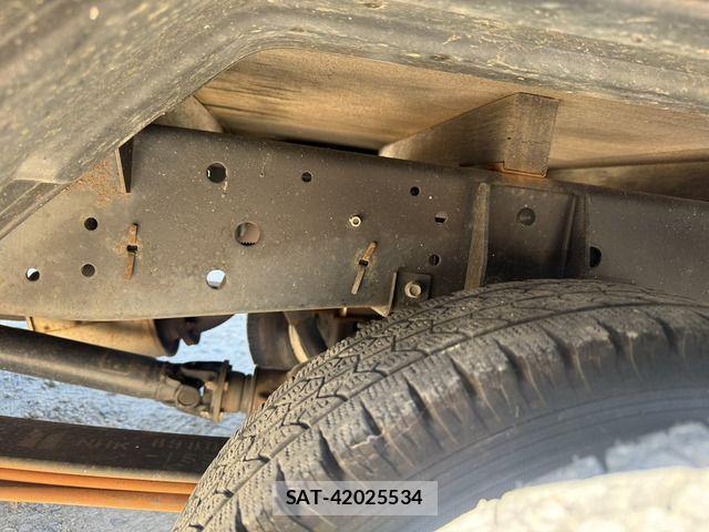 Mazda TITAN 2013-02 8527810-7