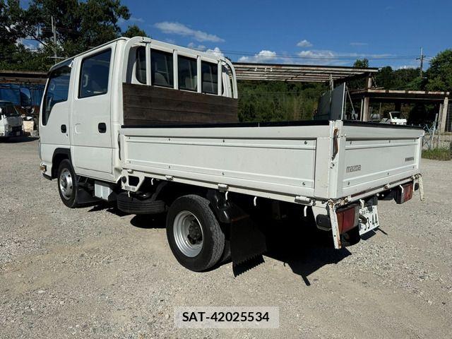 Mazda TITAN 2013-02 8527810-8