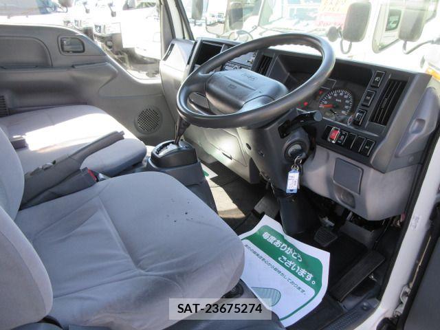 Mazda TITAN 2015-05 8527808-10