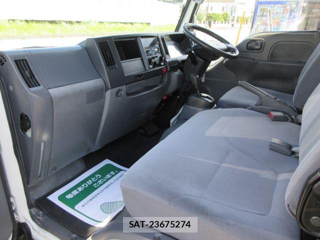 Mazda TITAN 2015-05 8527808-11