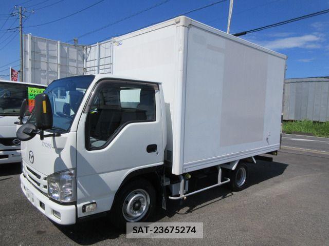 Mazda TITAN 2015-05 8527808-6