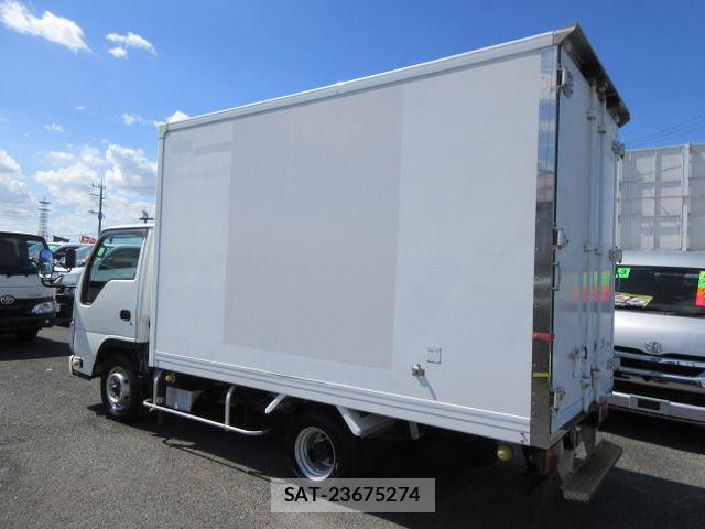 Mazda TITAN 2015-05 8527808-8