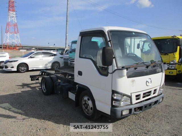 Mazda TITAN 2006-05 8563833-0