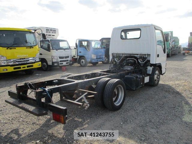 Mazda TITAN 2006-05 8563833-4
