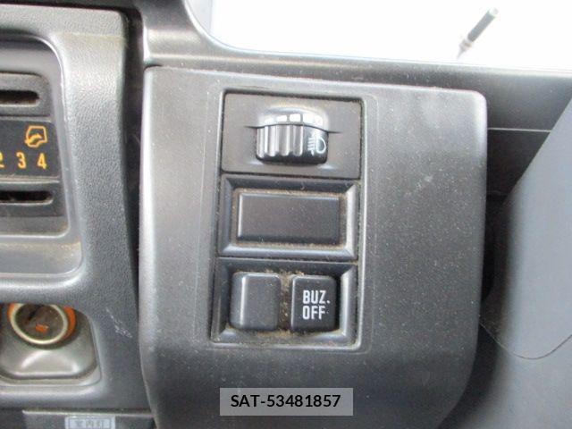 Mazda TITAN 2006-06 8563832-21