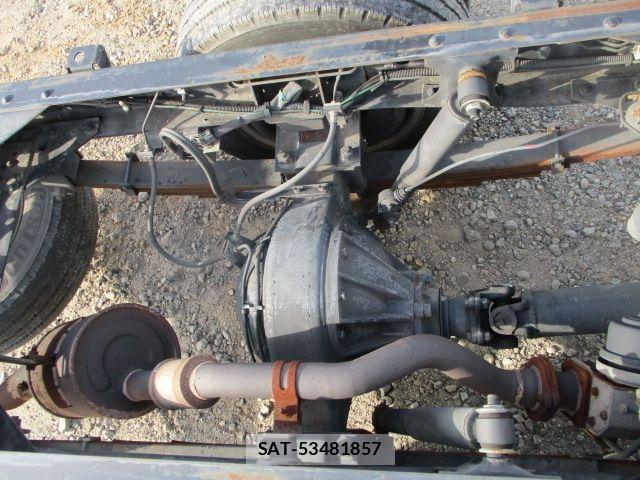 Mazda TITAN 2006-06 8563832-26
