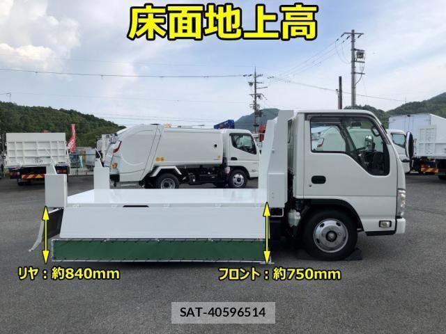 Mazda TITAN 2023-02 8629375-20