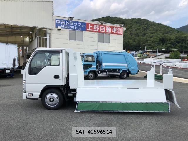 Mazda TITAN 2023-02 8629375-21