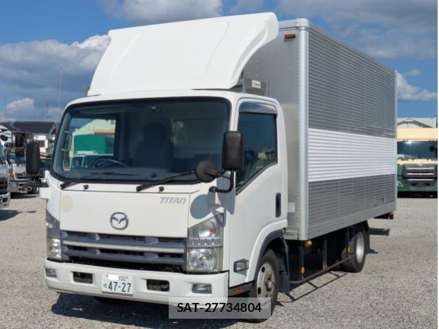 Mazda TITAN 2013-07 8629376-0