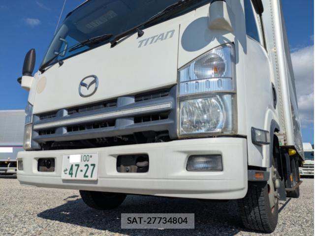 Mazda TITAN 2013-07 8629376-4