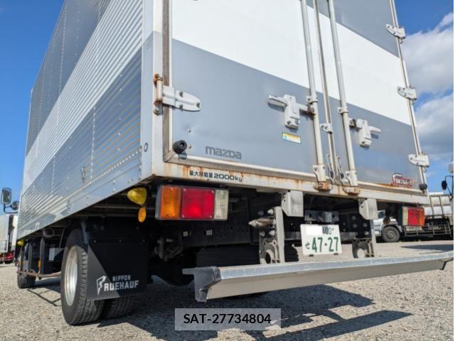 Mazda TITAN 2013-07 8629376-6