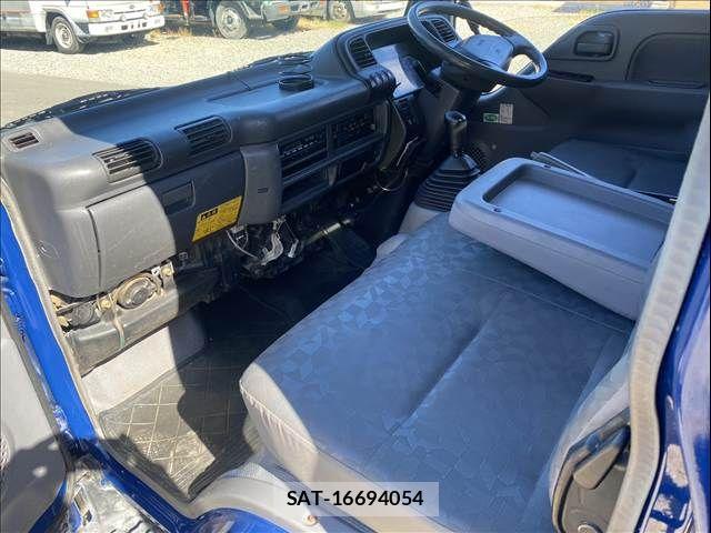 Mazda TITAN 2004-09 8629377-24