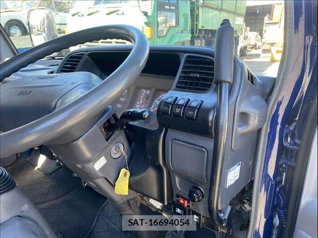 Mazda TITAN 2004-09 8629377-29