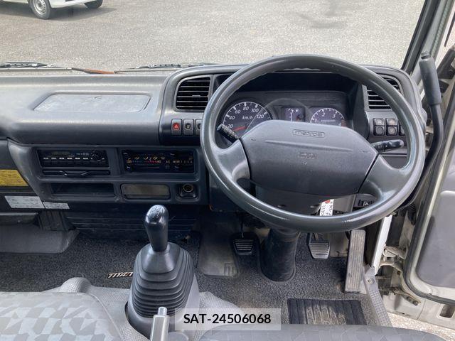 Mazda TITAN 2005-10 8629380-6