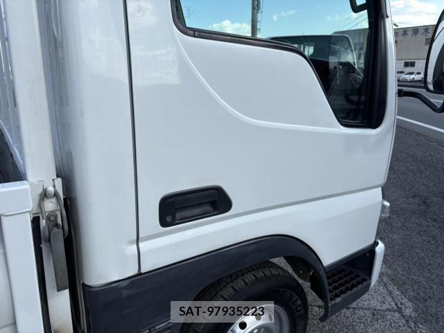 Mazda TITAN 2009-11 8629378-19