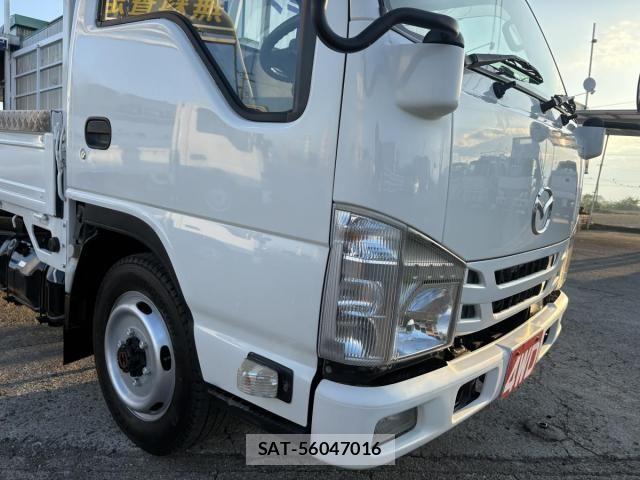 Mazda TITAN 2015-05 8686795-13