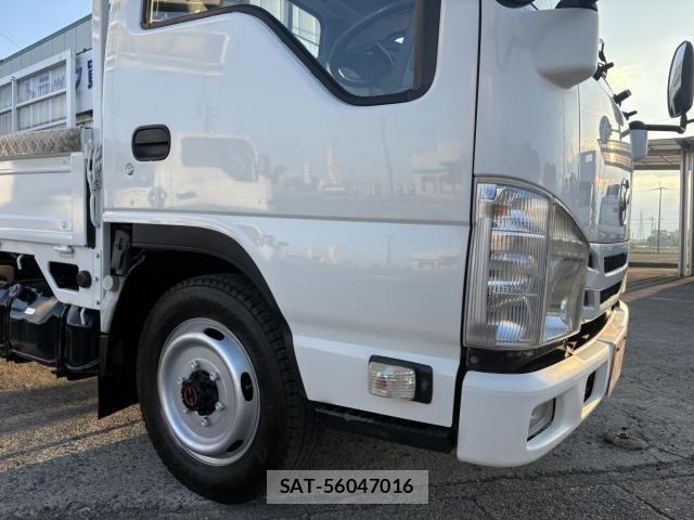 Mazda TITAN 2015-05 8686795-20