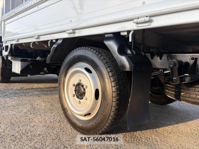 Mazda TITAN 2015-05 8686795-25