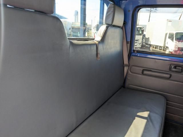 Mazda TITAN 2014-09 8770787-17