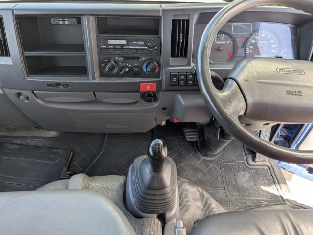 Mazda TITAN 2014-09 8770787-23