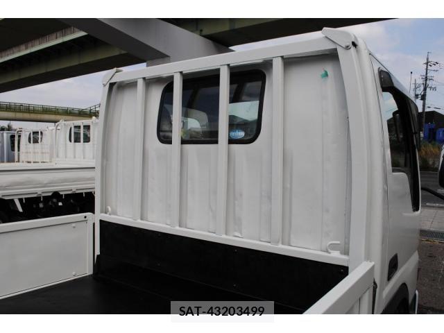 Mazda TITAN 2006-03 8850887-10