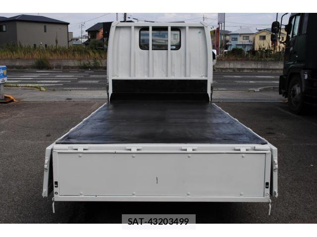 Mazda TITAN 2006-03 8850887-13