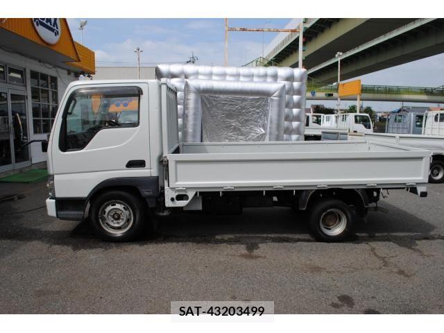 Mazda TITAN 2006-03 8850887-1