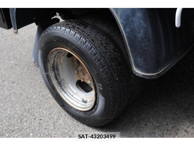 Mazda TITAN 2006-03 8850887-19