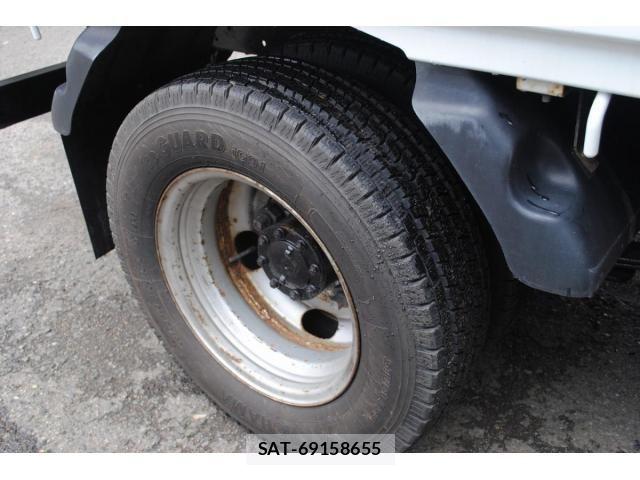 Mazda TITAN 2008-02 8850886-19