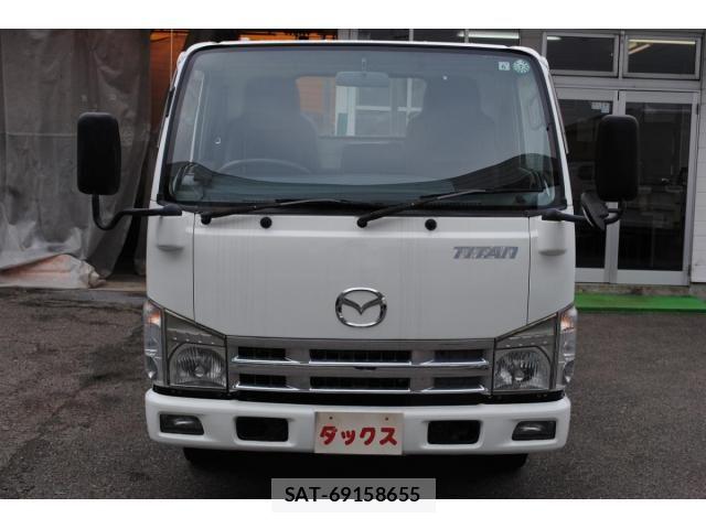 Mazda TITAN 2008-02 8850886-3