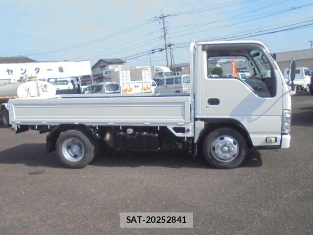 Mazda TITAN 2013-07 8872275-8
