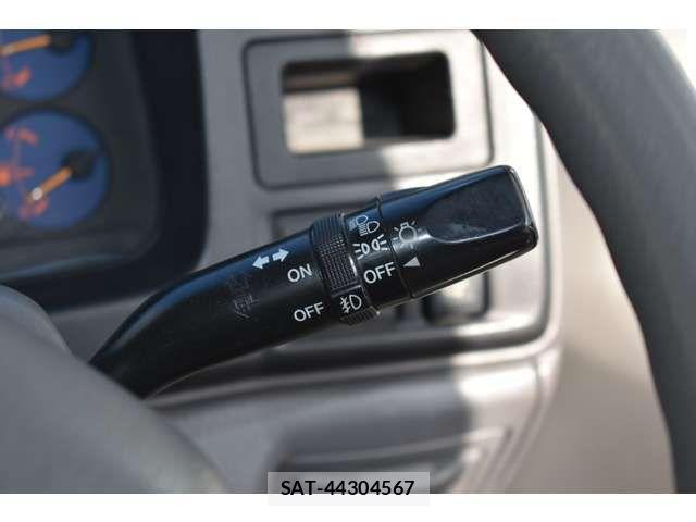 Mazda TITAN DASH 2004-09 2317506-14