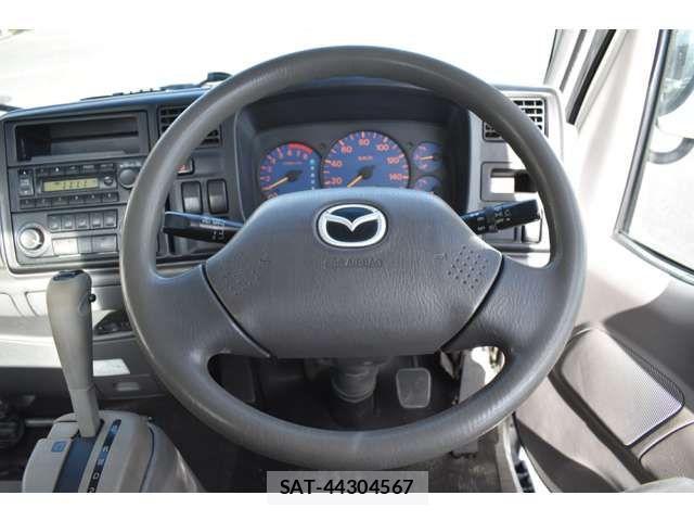 Mazda TITAN DASH 2004-09 2317506-5