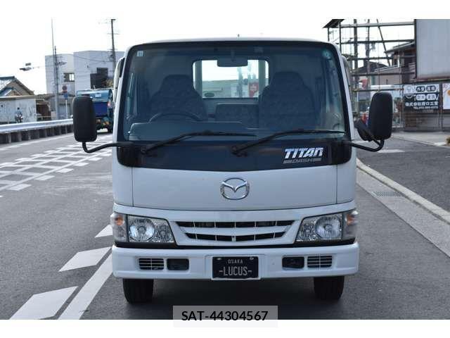 Mazda TITAN DASH 2004-09 2317506-6