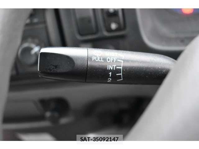Mazda TITAN DASH 2006-02 2317507-14