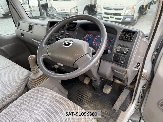 Mazda TITAN DASH 2007-02 4177695-16