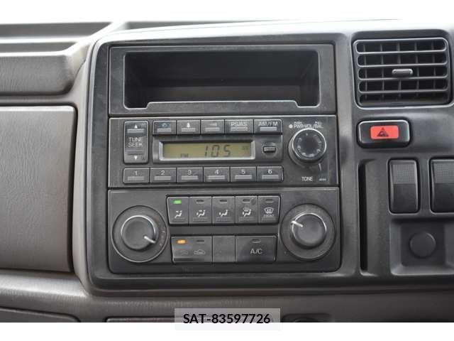 Mazda TITAN DASH 2004-07 4758781-15
