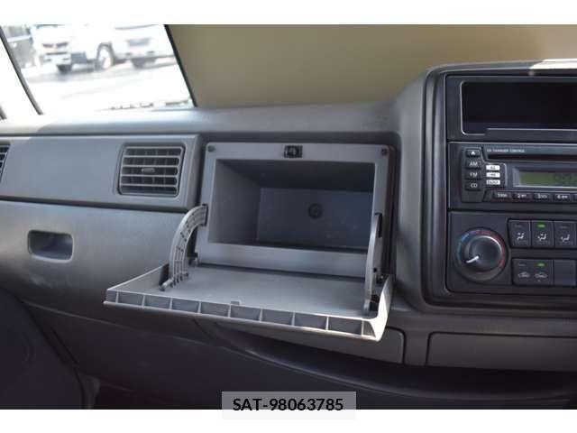Mazda TITAN DASH 2009-12 5881069-19