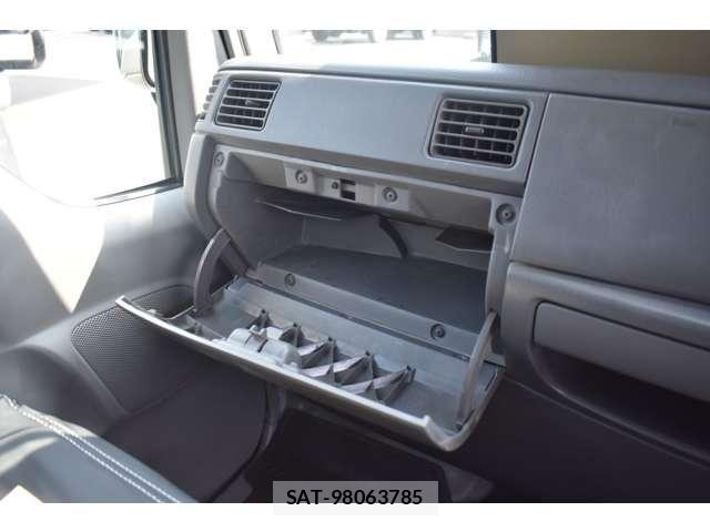 Mazda TITAN DASH 2009-12 5881069-22