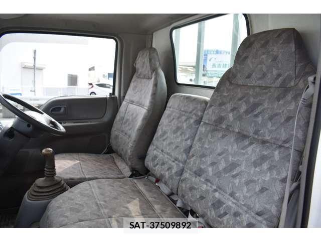 Mazda TITAN DASH 2009-02 6248015-12