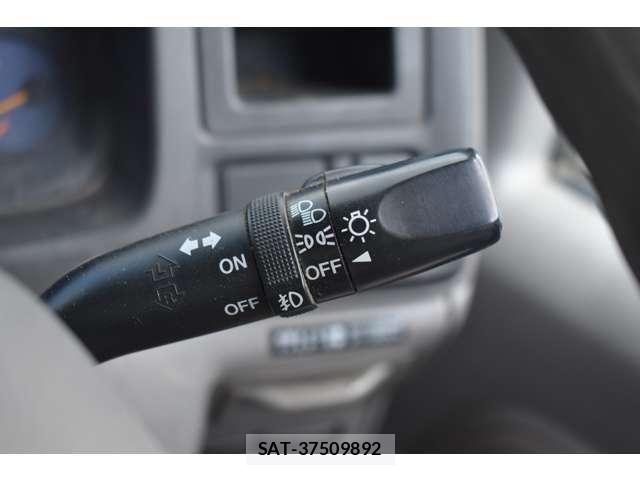 Mazda TITAN DASH 2009-02 6248015-14
