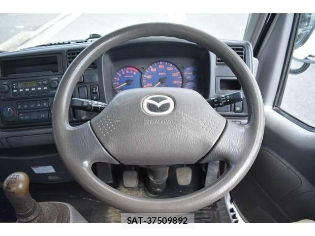 Mazda TITAN DASH 2009-02 6248015-4